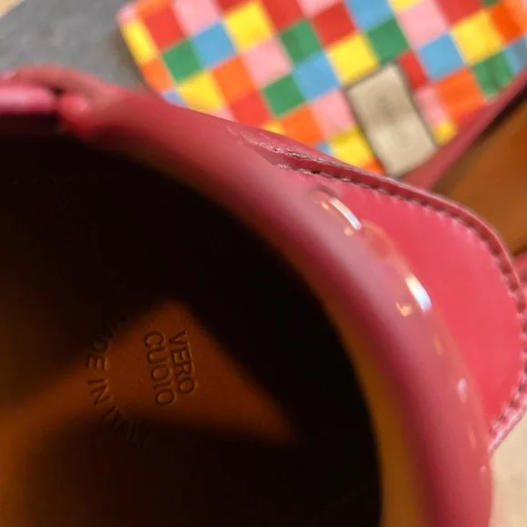 Gucci Men's Bold Red Loafers - Picture 16 of 16